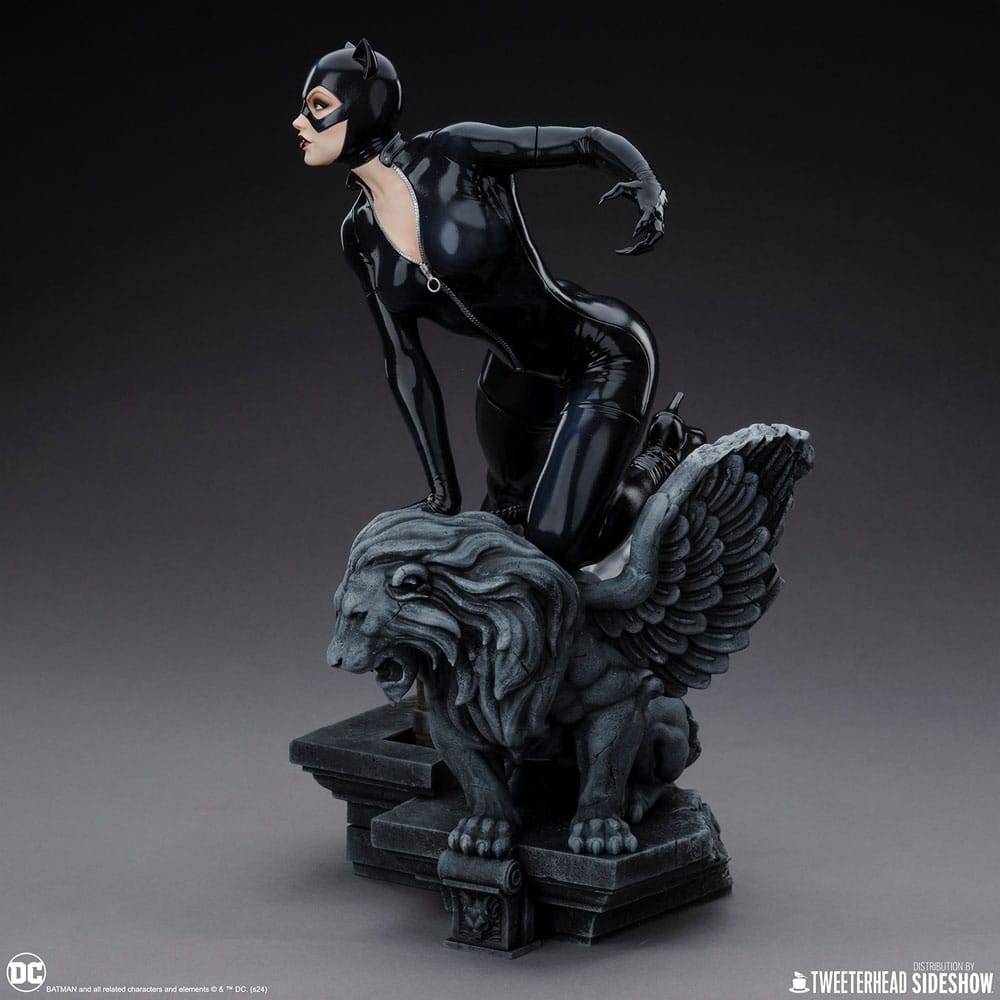 DC Comics Maquette 1/6 Catwoman 35 cm – Detaljerad samlarfigur i polyresin