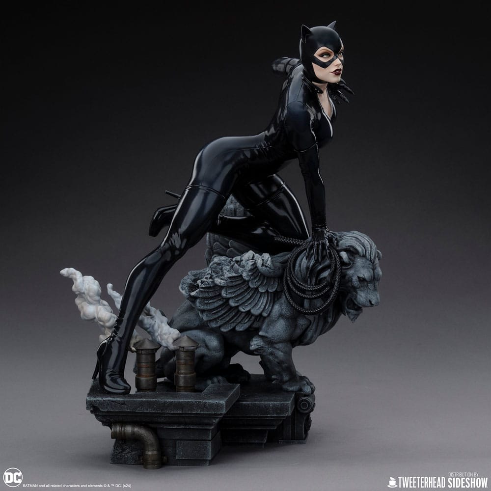 DC Comics Maquette 1/6 Catwoman 35 cm – Detaljerad samlarfigur i polyresin