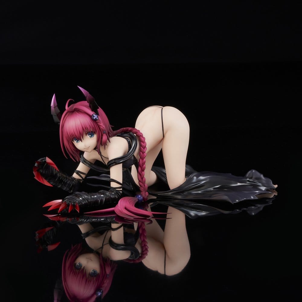 To Love-Ru Darkness PVC Figure 1/6 Mea Kurosaki Darkness Ver. (Renewed Package) 11 cm