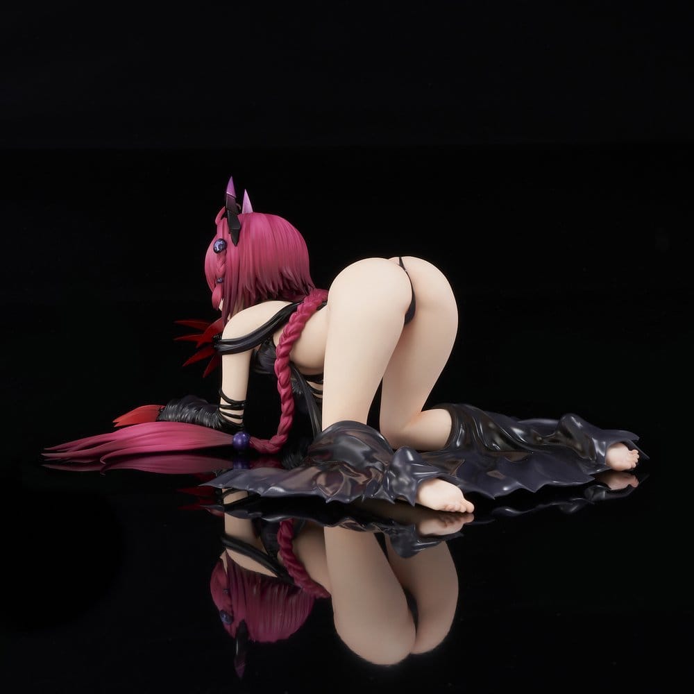 To Love-Ru Darkness PVC Figure 1/6 Mea Kurosaki Darkness Ver. (Renewed Package) 11 cm