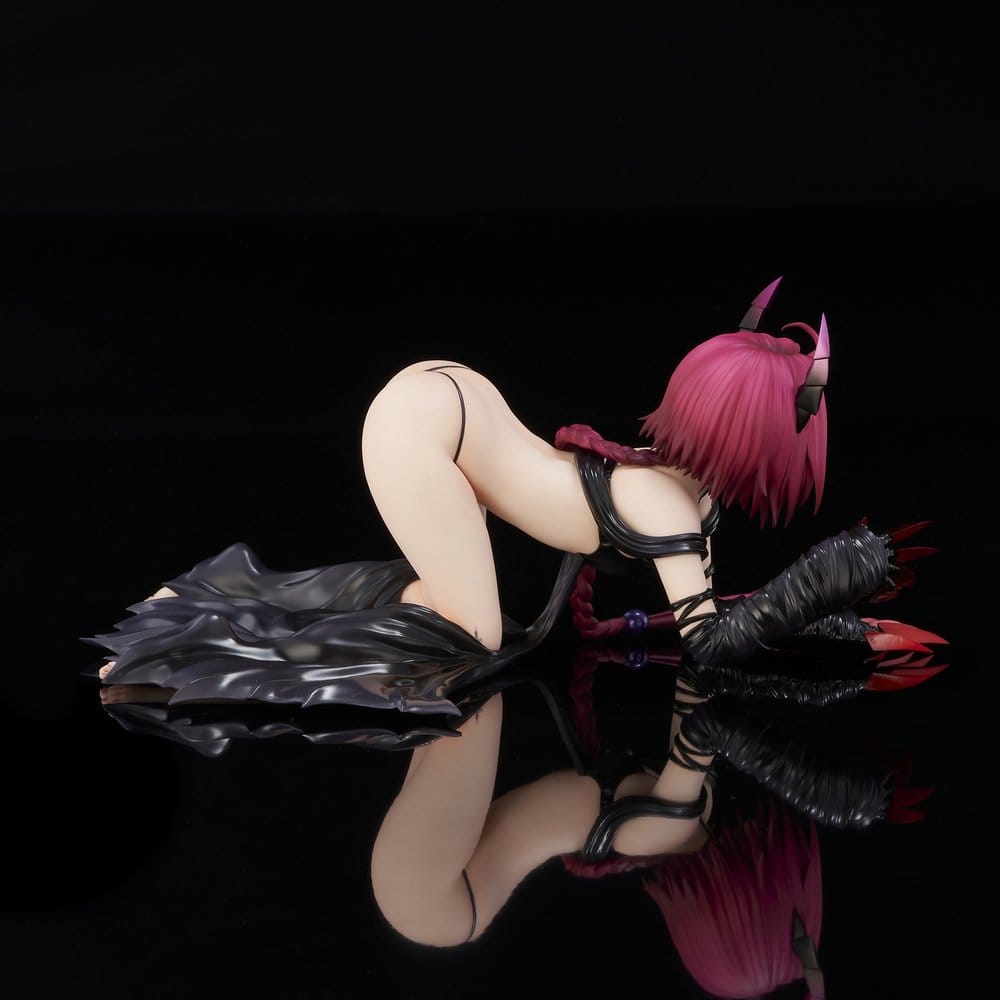To Love-Ru Darkness PVC Figure 1/6 Mea Kurosaki Darkness Ver. (Renewed Package) 11 cm