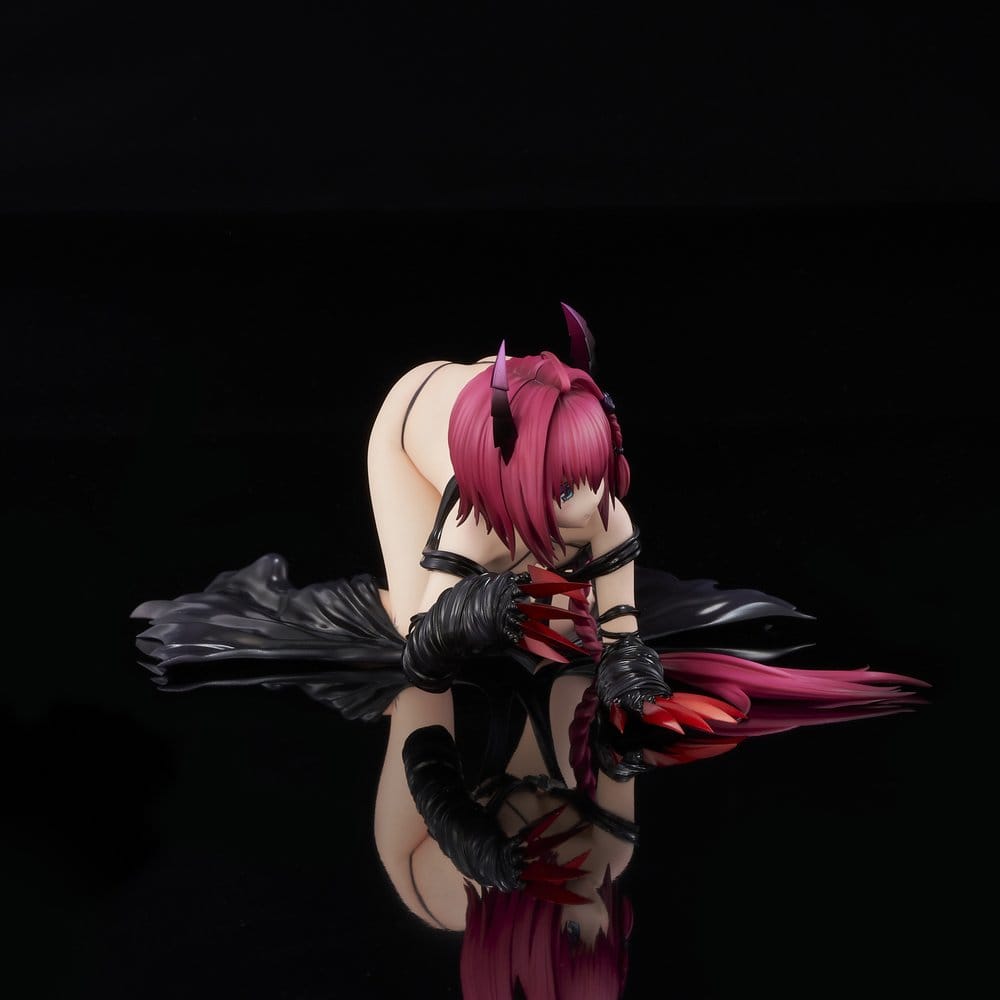 To Love-Ru Darkness PVC Figure 1/6 Mea Kurosaki Darkness Ver. (Renewed Package) 11 cm