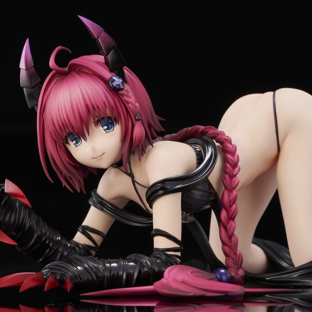 To Love-Ru Darkness PVC Figure 1/6 Mea Kurosaki Darkness Ver. (Renewed Package) 11 cm
