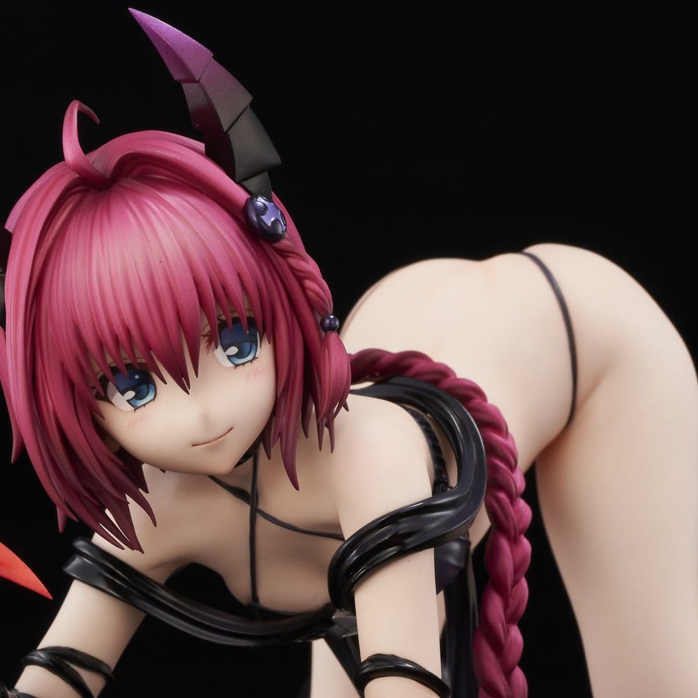 To Love-Ru Darkness PVC Figure 1/6 Mea Kurosaki Darkness Ver. (Renewed Package) 11 cm