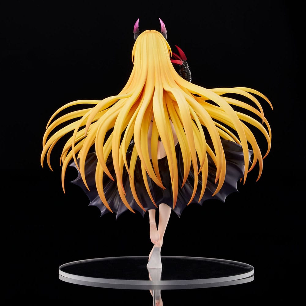 To Love-Ru Darkness PVC Figur 1/6 Golden Darkness Darkness Ver. 30 cm Union Creative