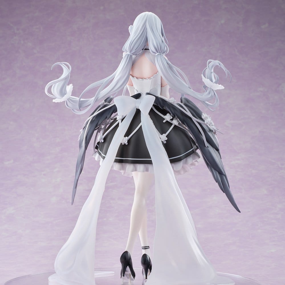 Azur Lane PVC Figure 1/6 Scale Shira Heavy Armament Ver. 26 cm