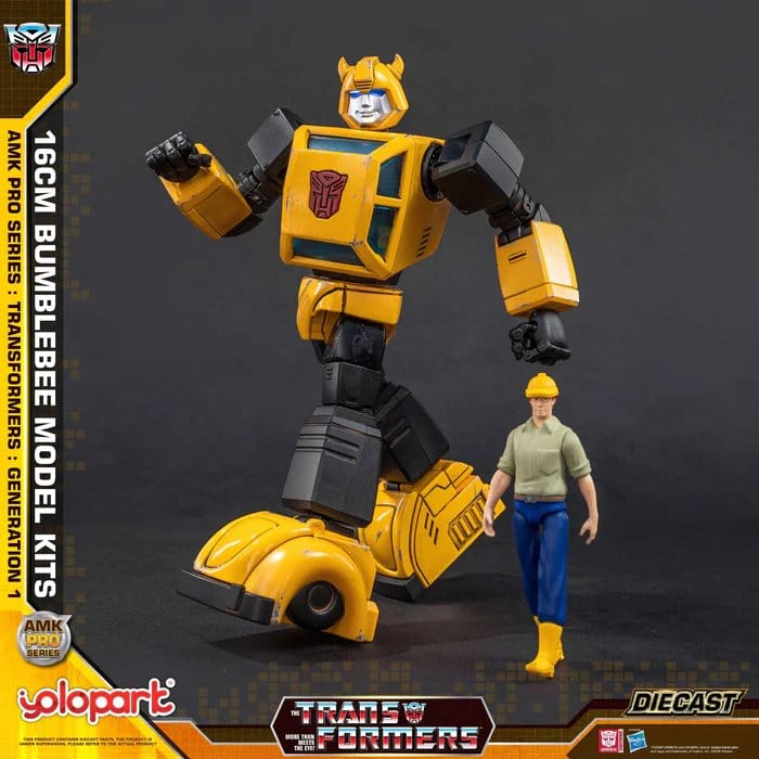 Transformers: Generation One AMK PRO-serien Plastmodellbyggsats Bumblebee 16 cm