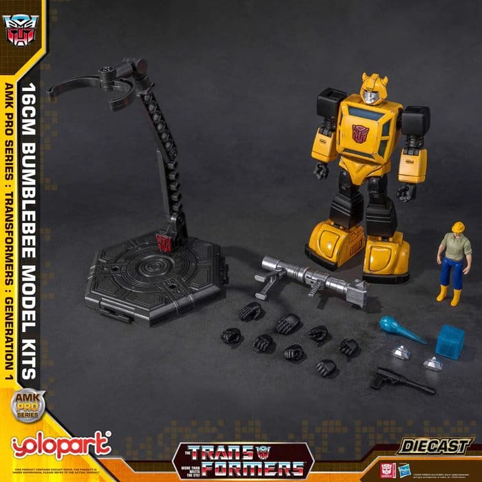 Transformers: Generation One AMK PRO-serien Plastmodellbyggsats Bumblebee 16 cm
