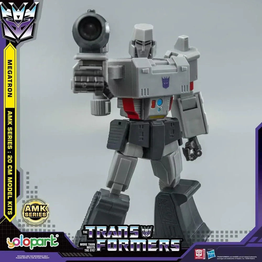 Transformers Generation One AMK Series Plastmodellkit Megatron 20 cm Yolopark