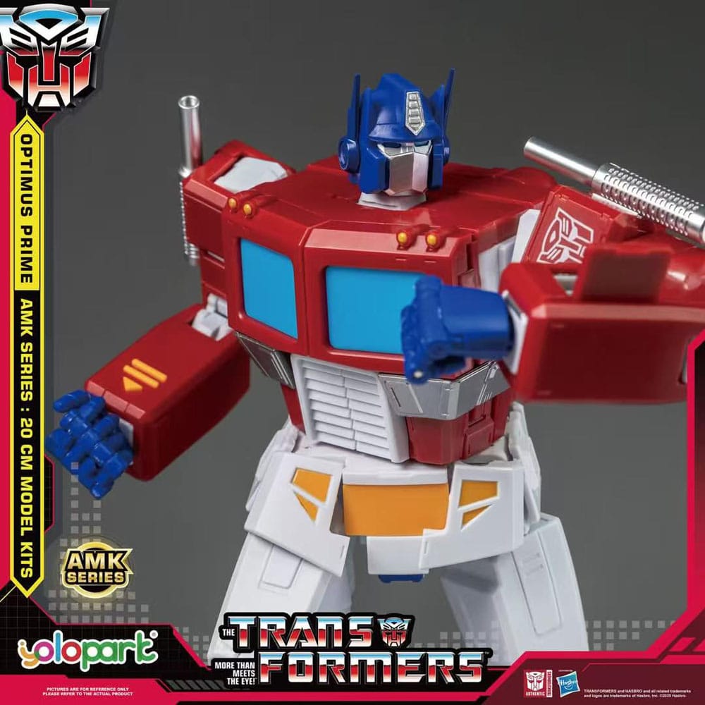 Transformers Generation One AMK Series Plastmodellkit Optimus Prime 20 cm Yolopark